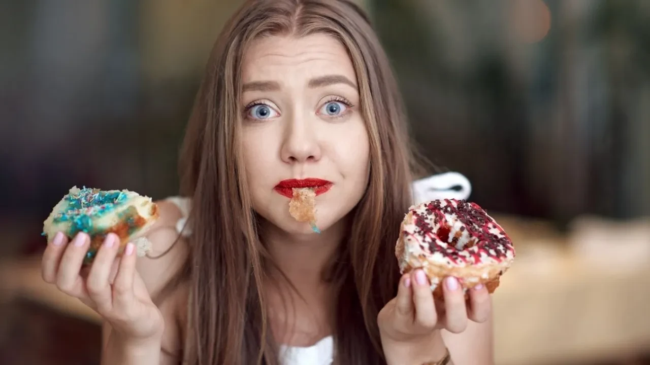 Oruçluyken tatlı isteğiniz artıyorsa dikkat! İftar ve sahur arasında bunları mutlaka yapın