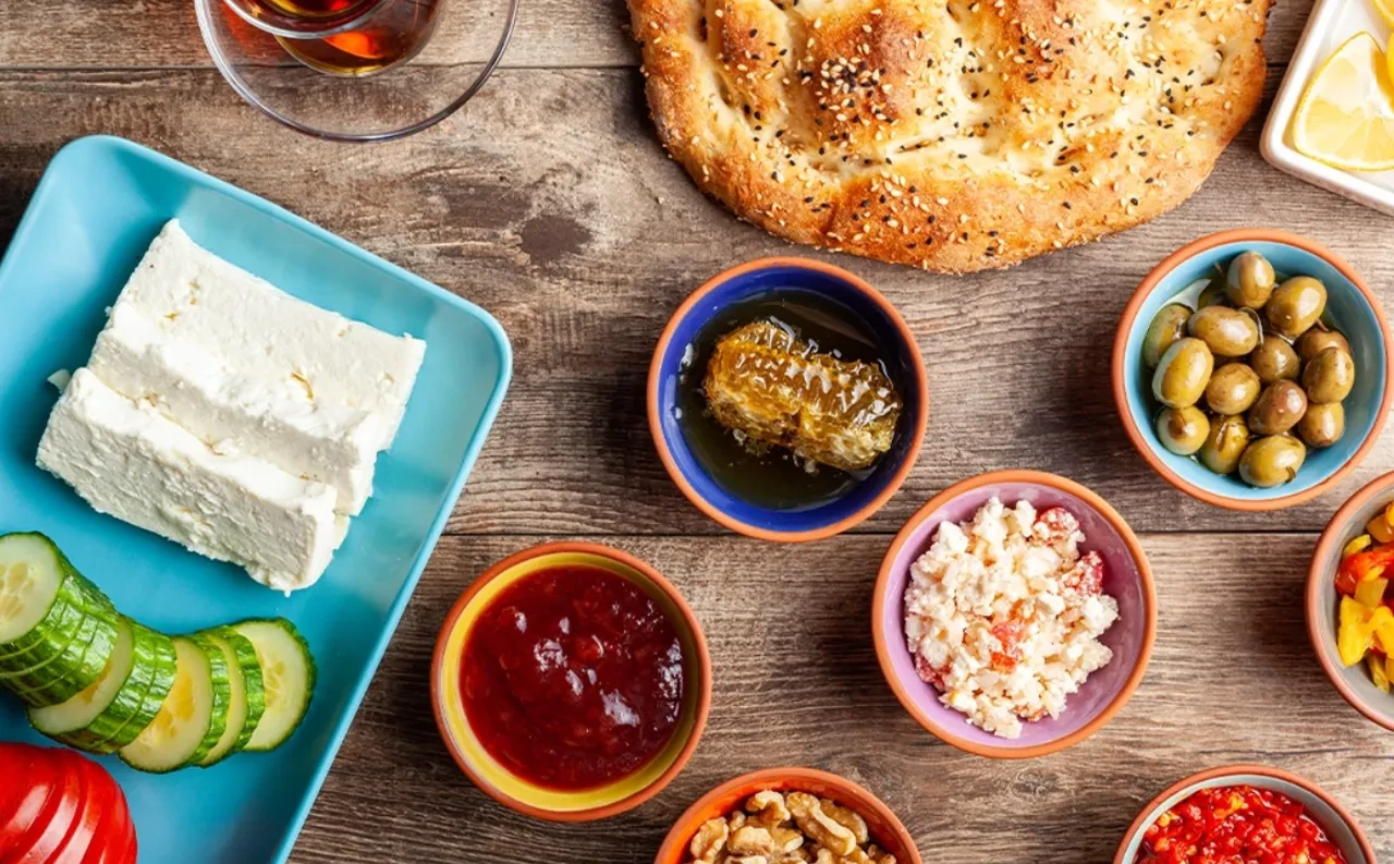 Sahurda bunları tüketen hayatta susamıyor! Susamamak için sahurda ne yenmeli?