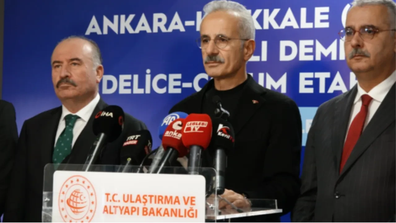 Süper hızlı tren geliyor! Ankara-İstanbul arası 80 dakika olacak  