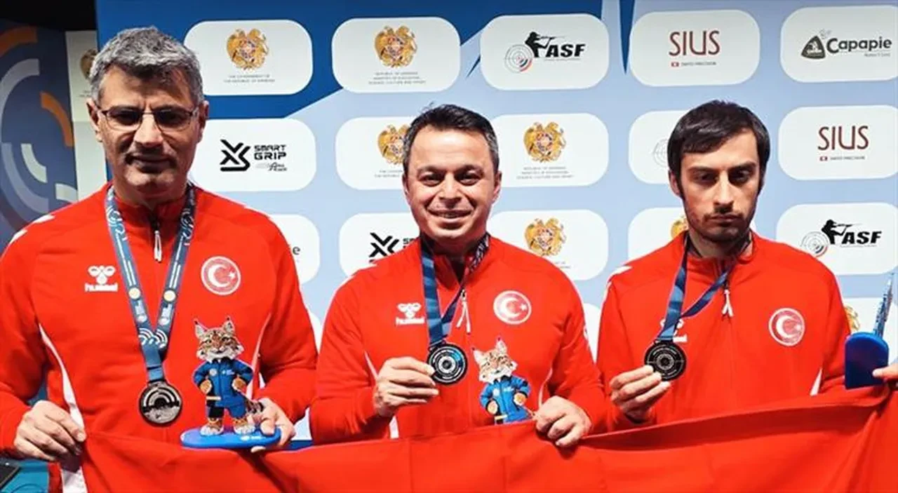 Yusuf Dikeç, İsmail Keleş ve Buğra Selimzade üçlüsünden altın madalya!