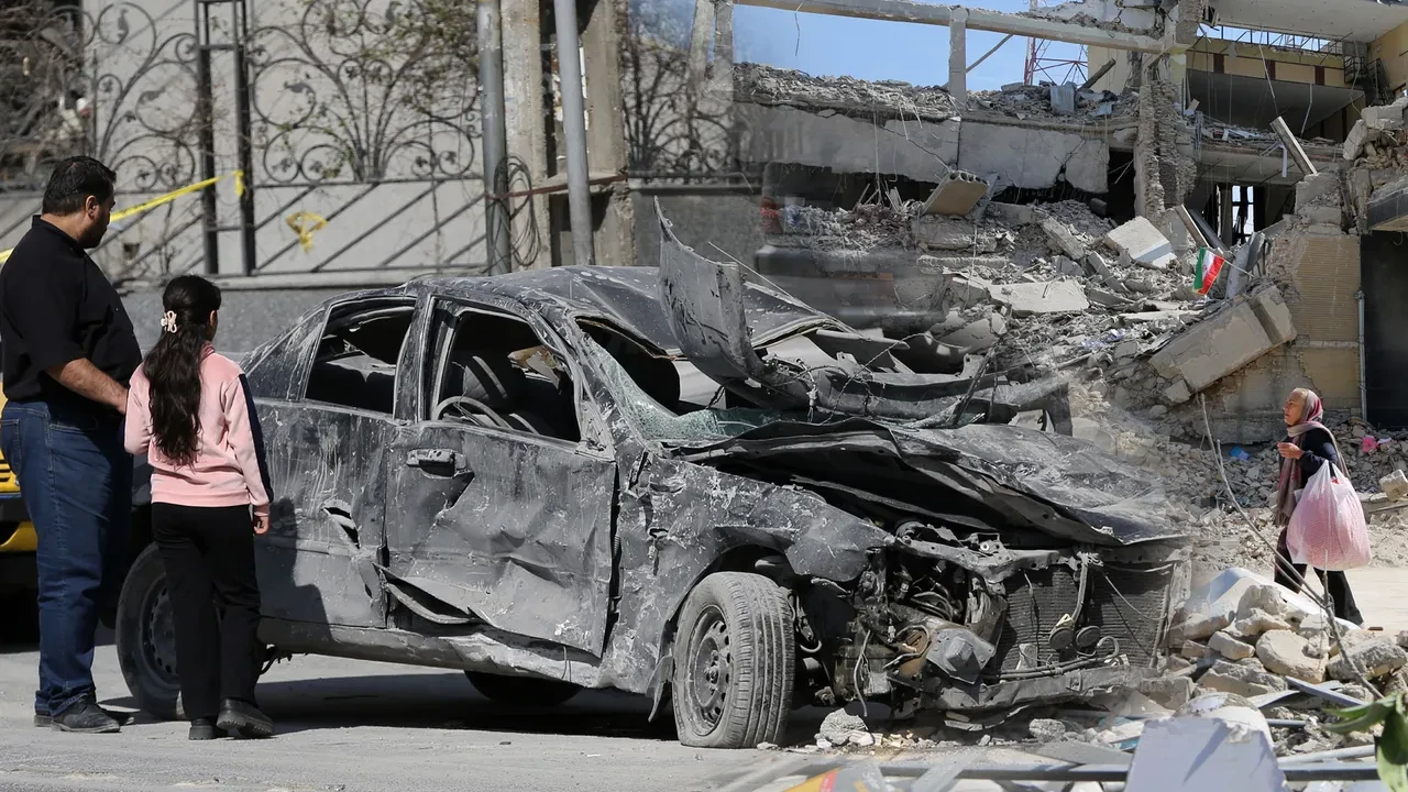 ABD ve İsrail saldırıları İranlıların hayatını altüst etti: Bir gün bir ay gibi geçiyor