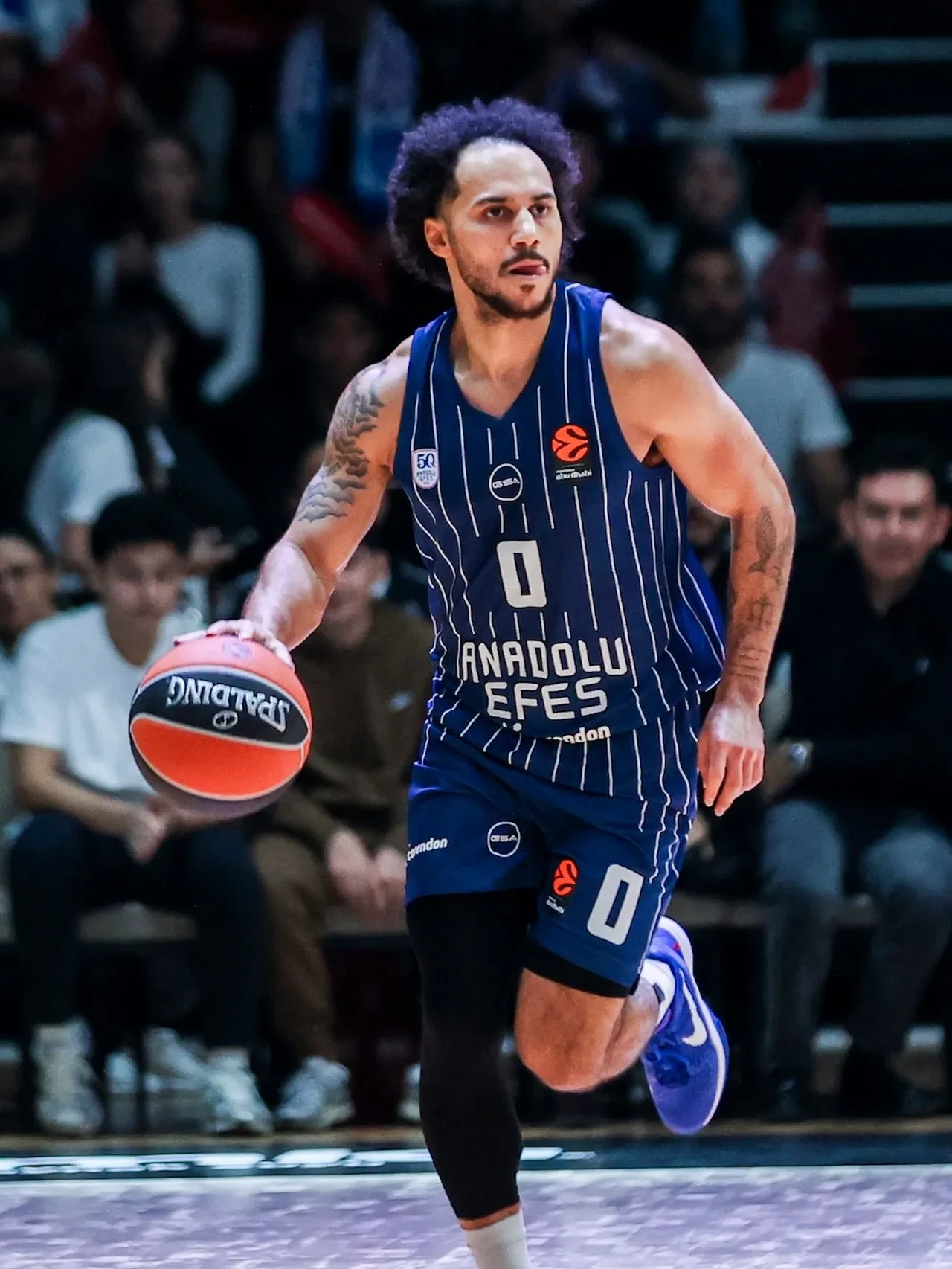 Anadolu Efes yıldız oyuncusu için kritik süreci duyurdu!