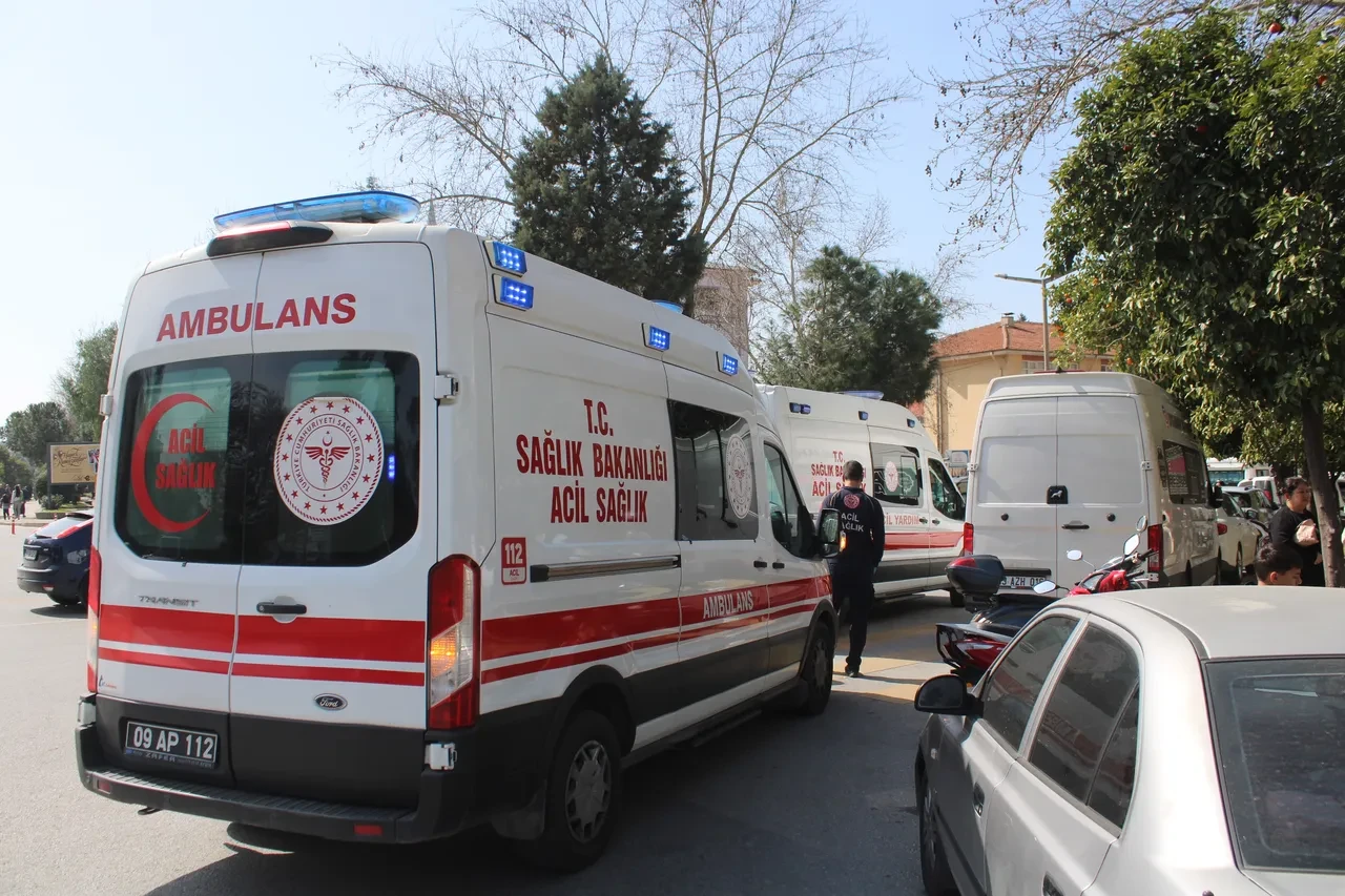 Aydın’da açılışta indirim izdihamı: Ezilenler ve bayılanlar hastanelik oldu