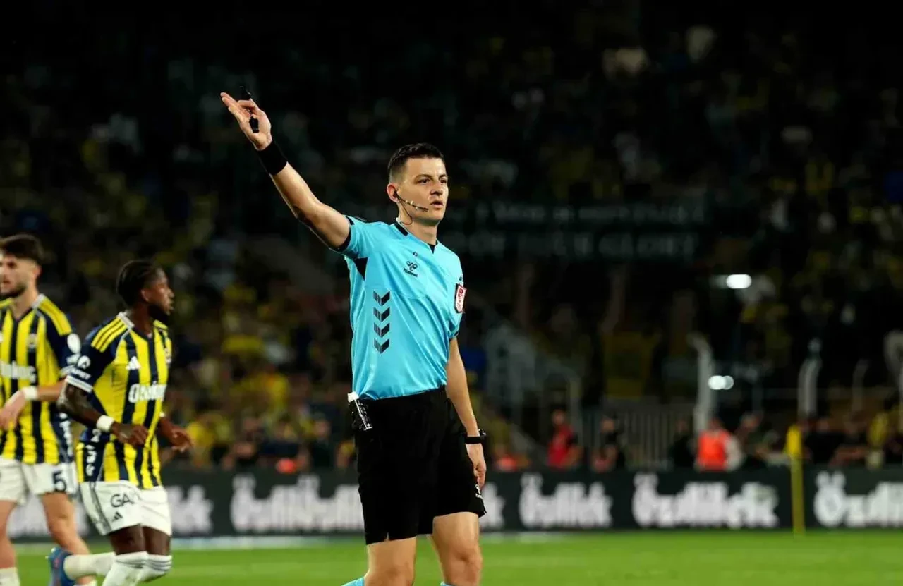 Beşiktaş-Galatasaray derbisinin hakemi belli oldu!