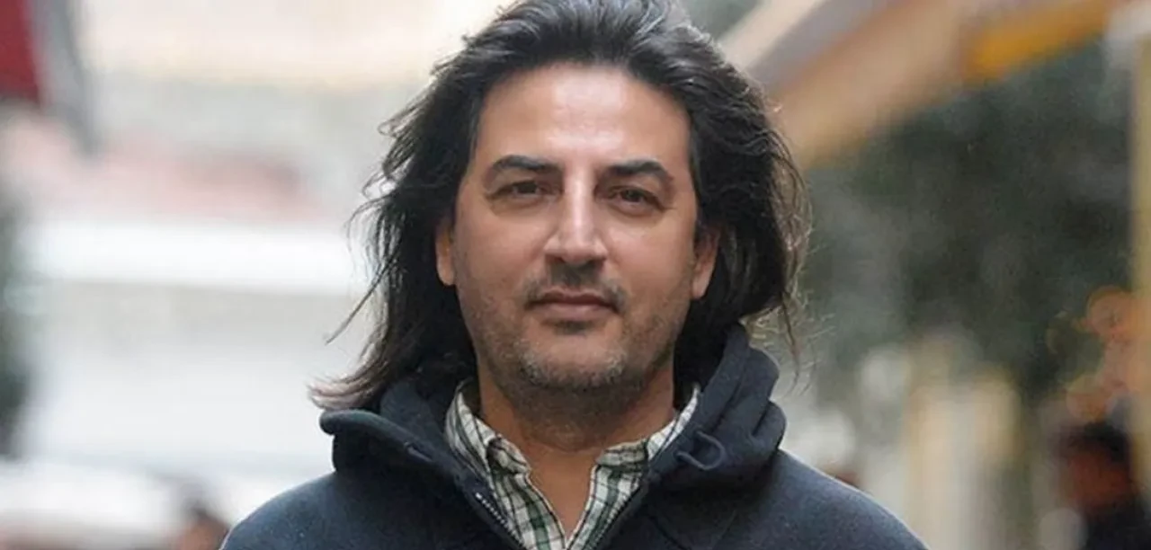 Çelik, Hatay depremzedelerini unutmadı! Esnaftan veresiye defterlerini toplayan Çelik'ten güzel hareket