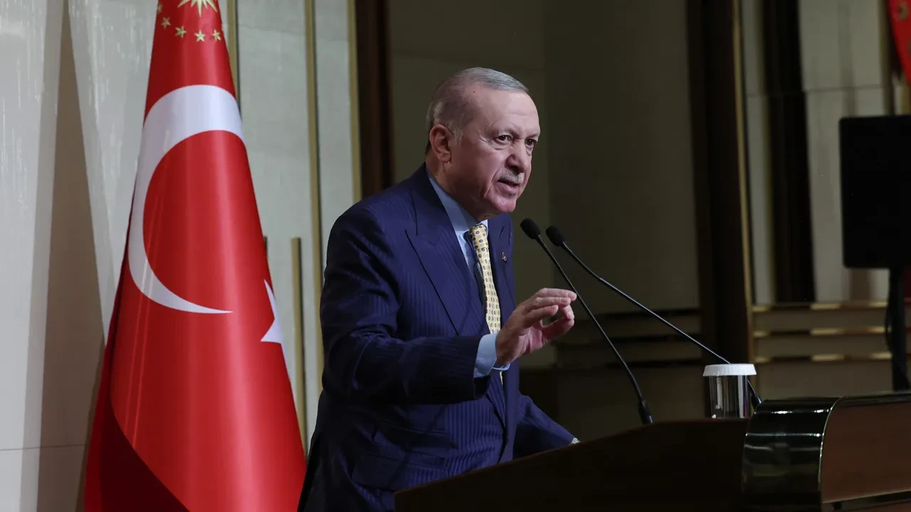 Cumhurbaşkanı Erdoğan: Kimse endişe etmesin Türkiye bölgesel türbülanstan başarıyla çıkacaktır
