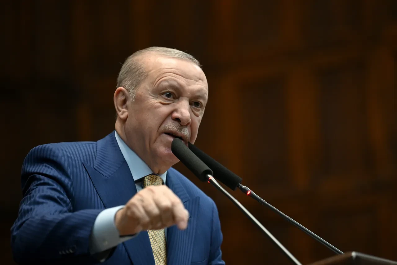 Cumhurbaşkanı Erdoğan'dan kritik temas! Bölgesel ve küresel gelişmeleri görüşüldü