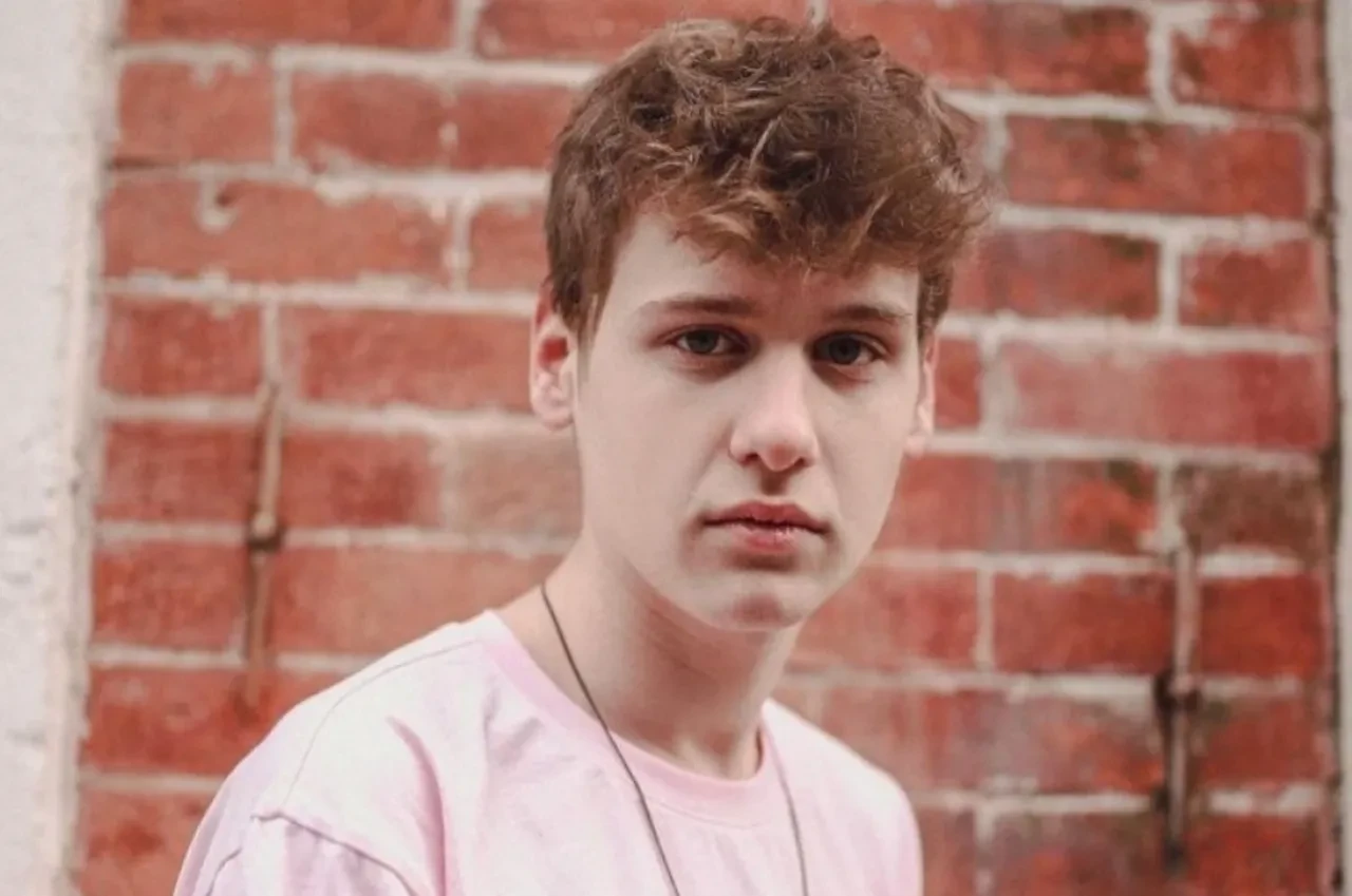 Emre Uzunboy kimdir, kaç yaşında? Emre Uzunboy'un yer aldığı projeler neler?