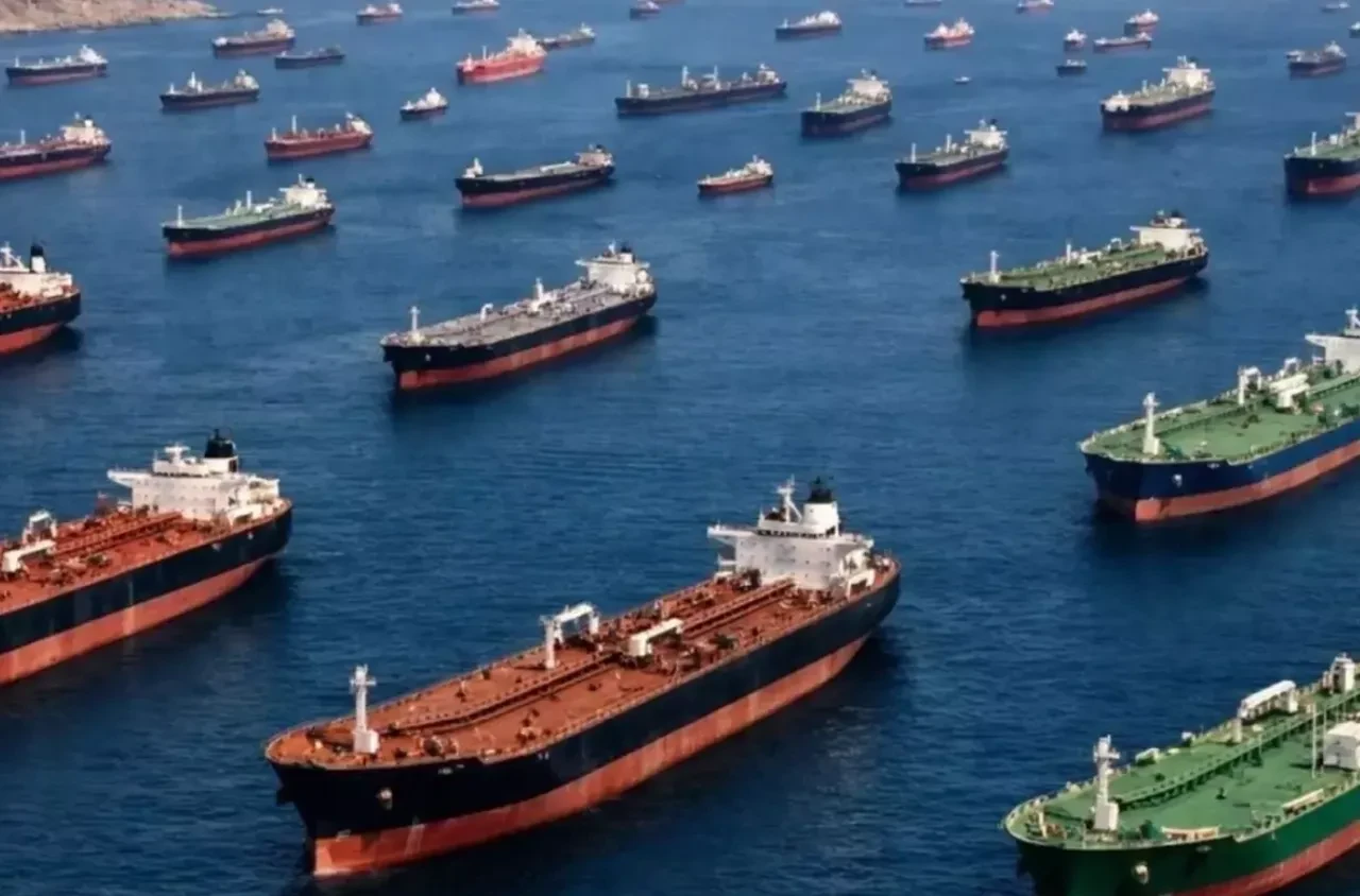 Fitch Ratings açıkladı: Hürmüz Boğazı Orta Doğu ekonomilerini nasıl etkileyecek