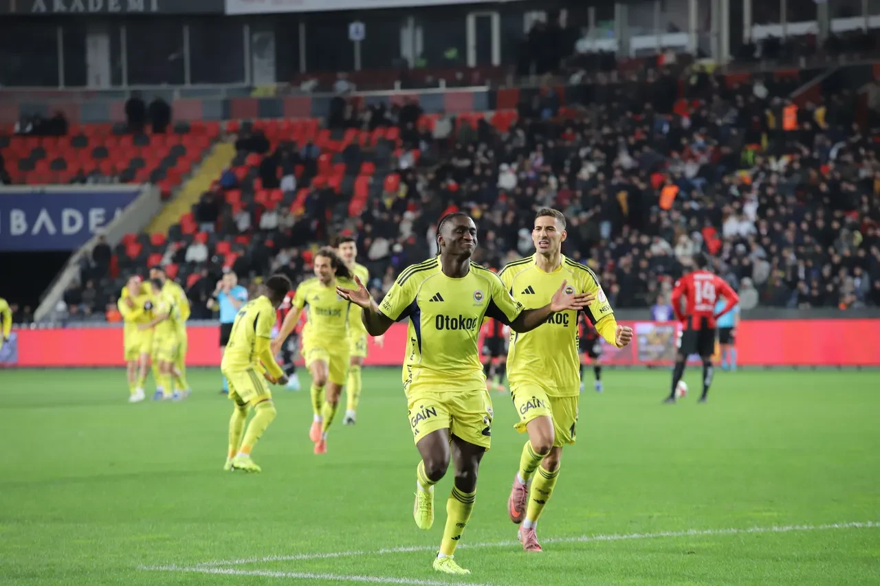 Gaziantep FK Fenerbahçe maç sonucu kaç kaç? Fenerbahçe ZTK çeyrek finale yükseldi mi?