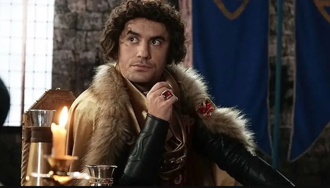 Giray Altınok kimdir, kaç yaşında, evli mi? Giray Altınok'un oynadığı dizi ve filmler neler?