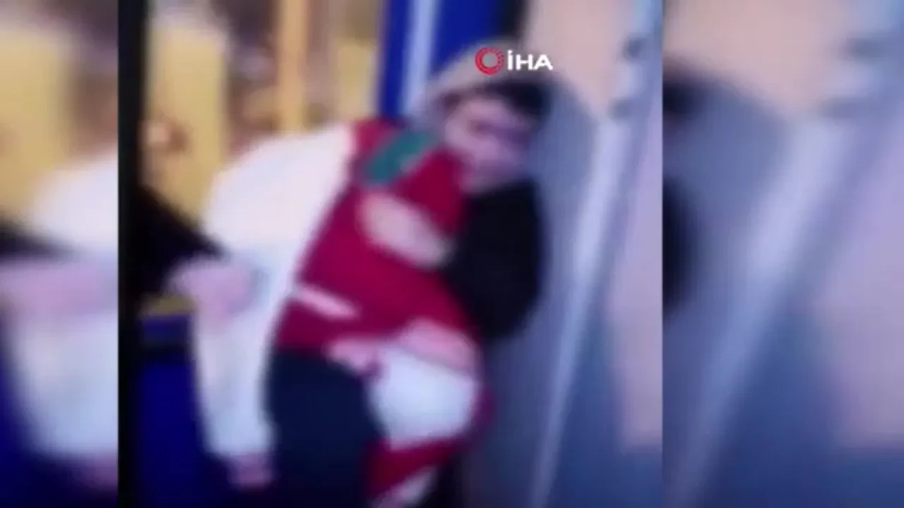 Küçük çocuğu böyle darbettiler! Başsavcılık soruşturma başlattı