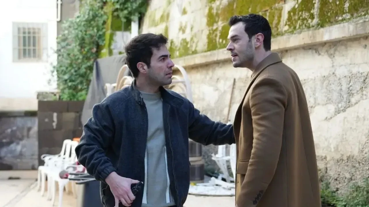 Sevdiğim Sensin’in Tahir’inden esprili set paylaşımı! Cihat Süvarioğlu’ndan güldüren anlar