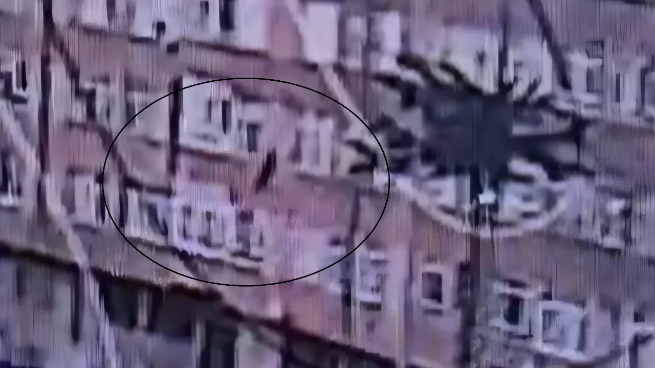 5. kattan balıklama atlayarak canına kıydı! Kan donduran anlar kameraya yansıdı