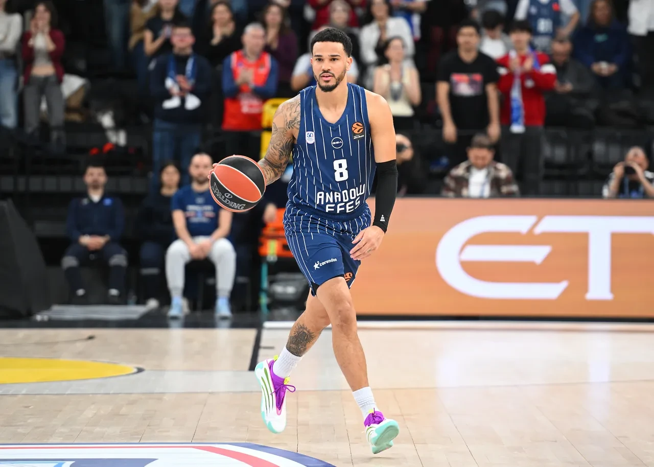 Anadolu Efes'in EuroLeague kabusu: Avrupa'da 21. mağlubiyet!