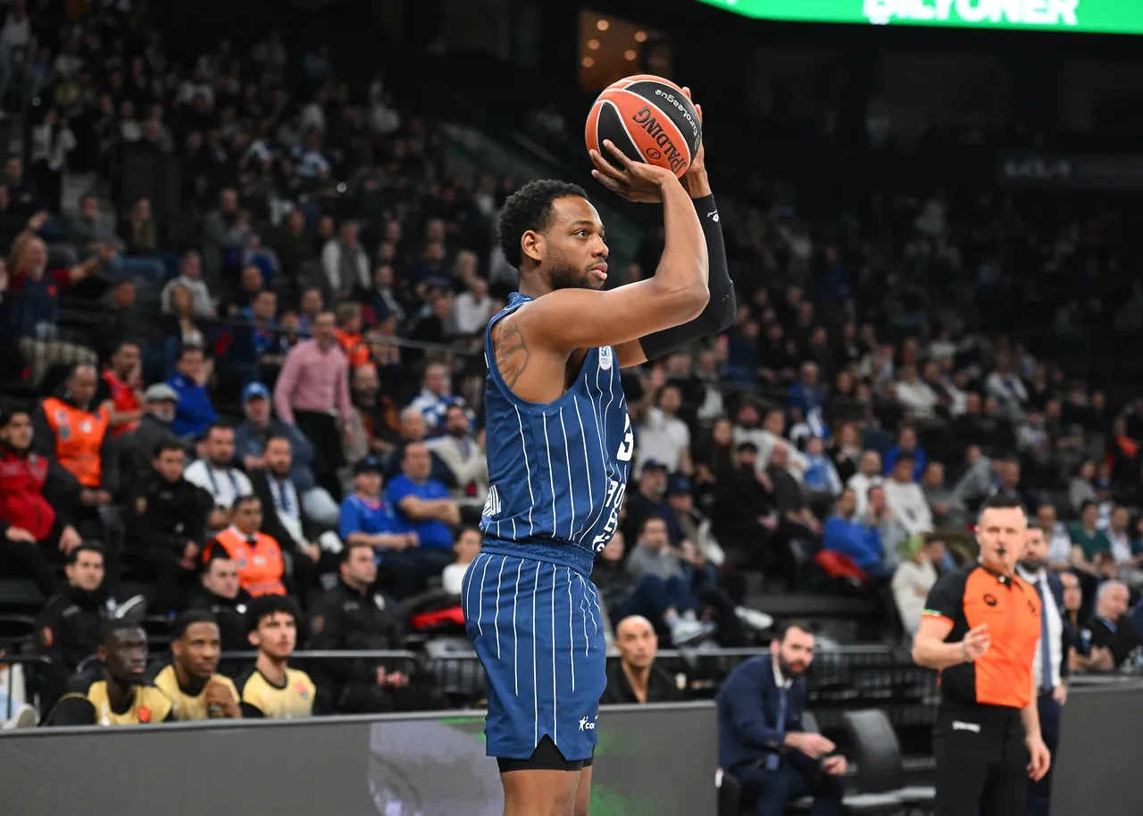 Anadolu Efes'in EuroLeague kabusu: Avrupa'da 21. mağlubiyet!