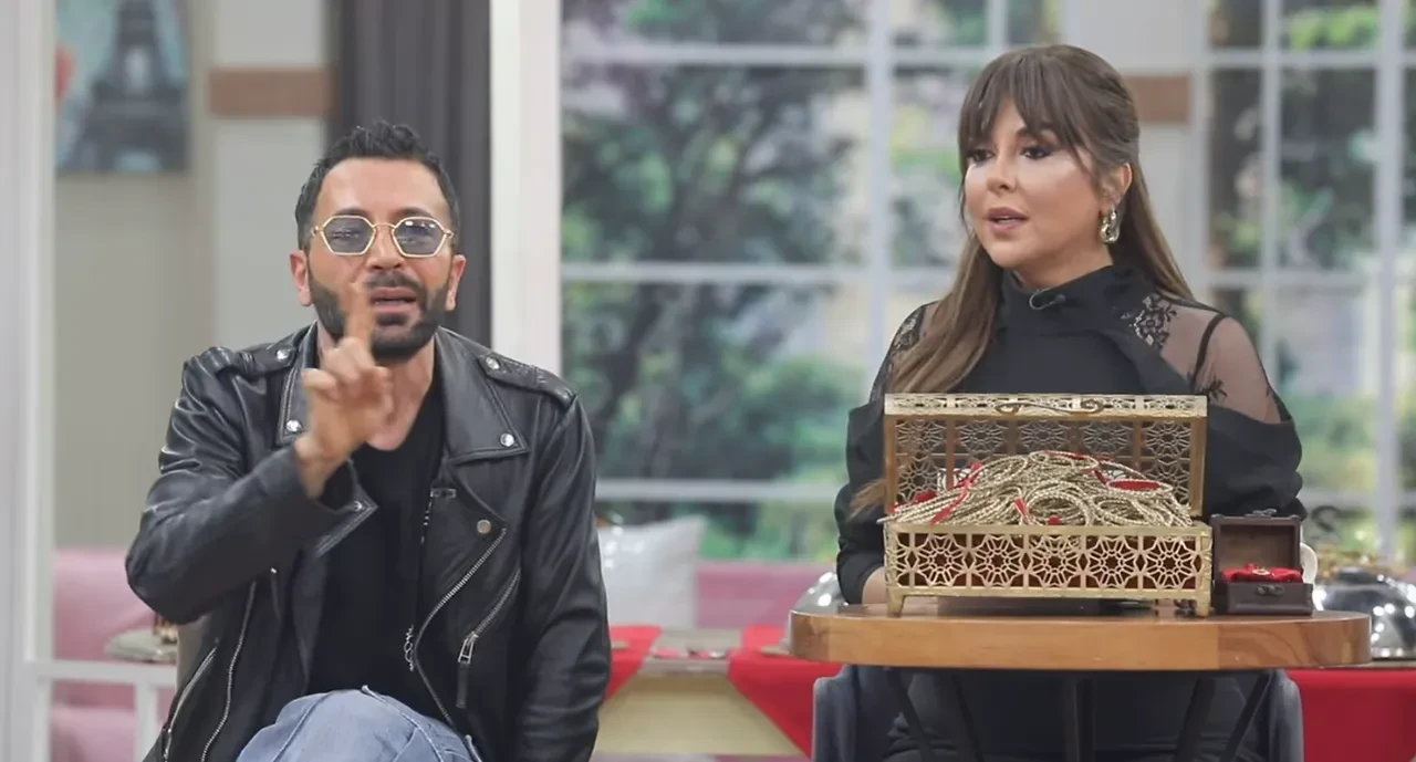 Aşkım Kapışmak Gelinim Mutfakta stüdyosunda! Aşkım Kapışmak'tan gelin ve kayınvalidelere altın değerinde tüyolar