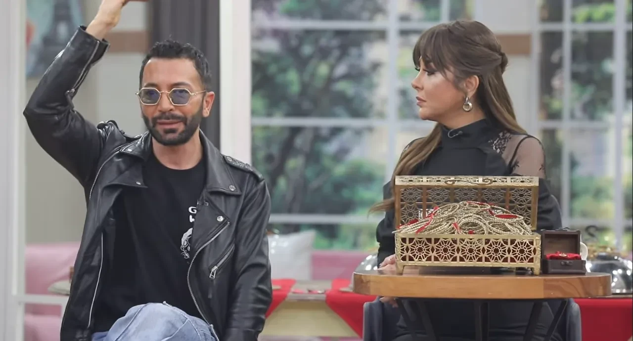 Aşkım Kapışmak Gelinim Mutfakta stüdyosunda! Aşkım Kapışmak'tan gelin ve kayınvalidelere altın değerinde tüyolar