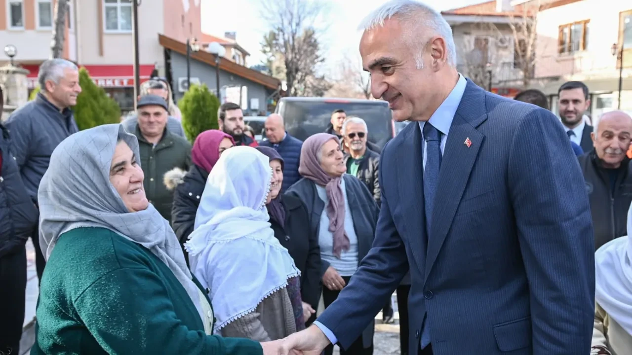 Baba ocağı İbradı’da vefa buluşması! Ersoy: "Ormana’nın ‘Dünyanın en iyi turizm köyü’ seçilmesi tesadüf değil"