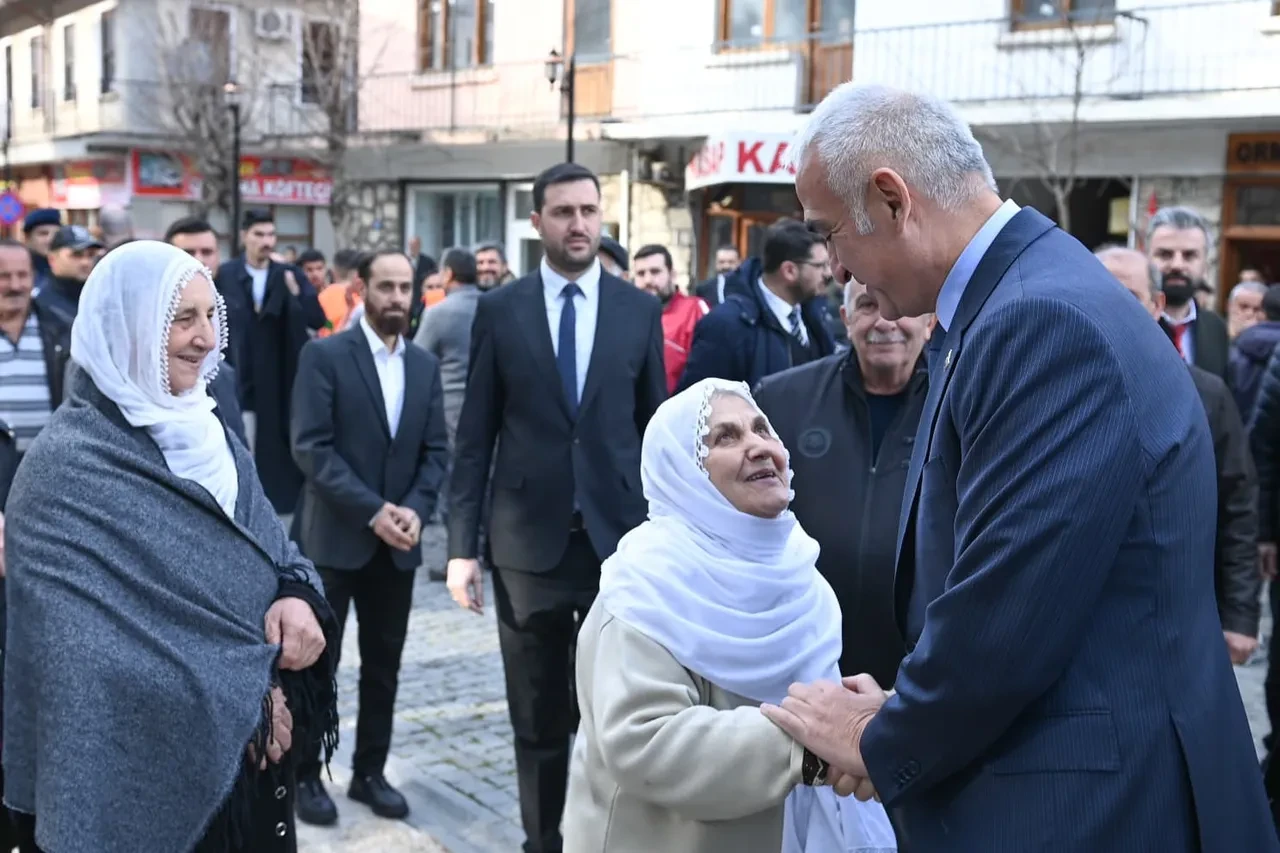 Baba ocağı İbradı’da vefa buluşması! Ersoy: "Ormana’nın ‘Dünyanın en iyi turizm köyü’ seçilmesi tesadüf değil"