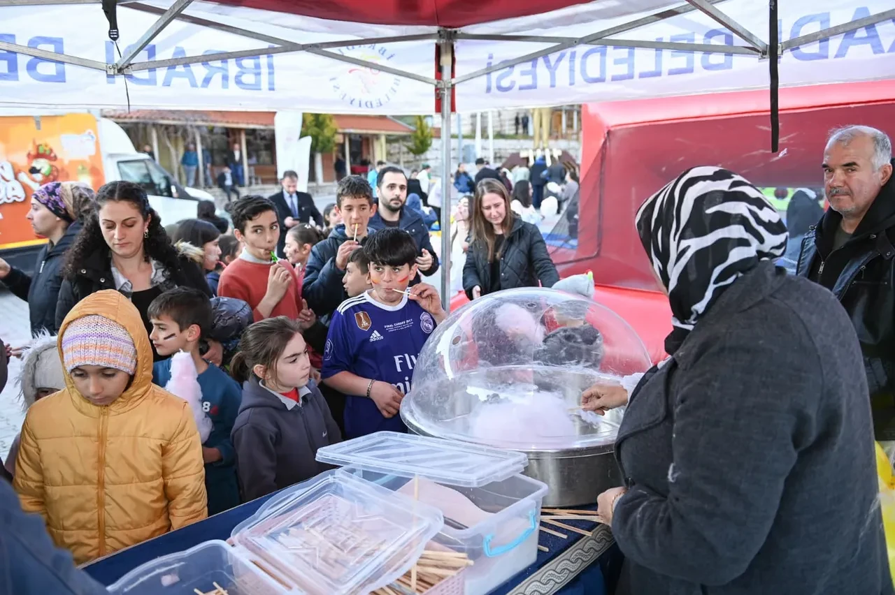 Baba ocağı İbradı’da vefa buluşması! Ersoy: "Ormana’nın ‘Dünyanın en iyi turizm köyü’ seçilmesi tesadüf değil"