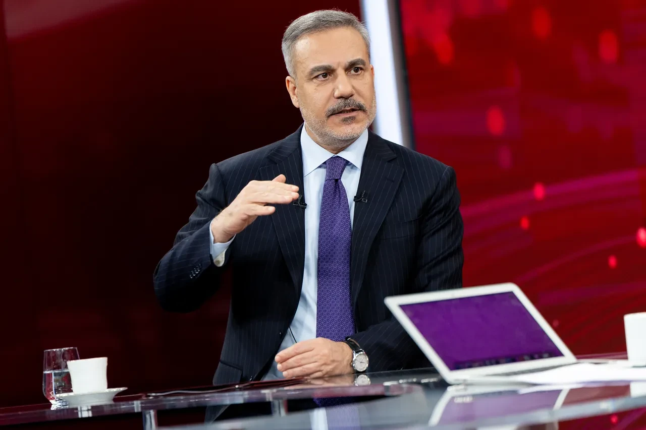 Bakan Hakan Fidan, Ararat Mirzoyan ile görüştü