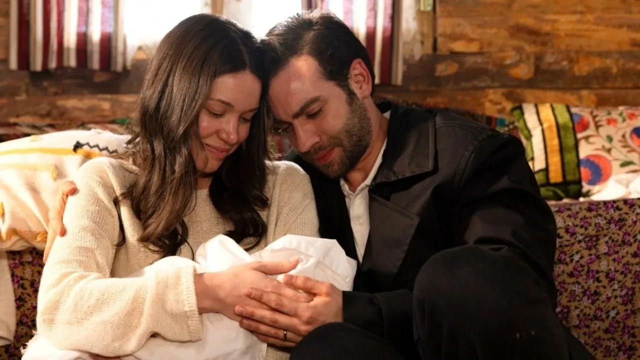 Burak Berkay Akgül’ün oyunculuğu sosyal medyayı salladı! Sahipsizler’in finali gündem oldu