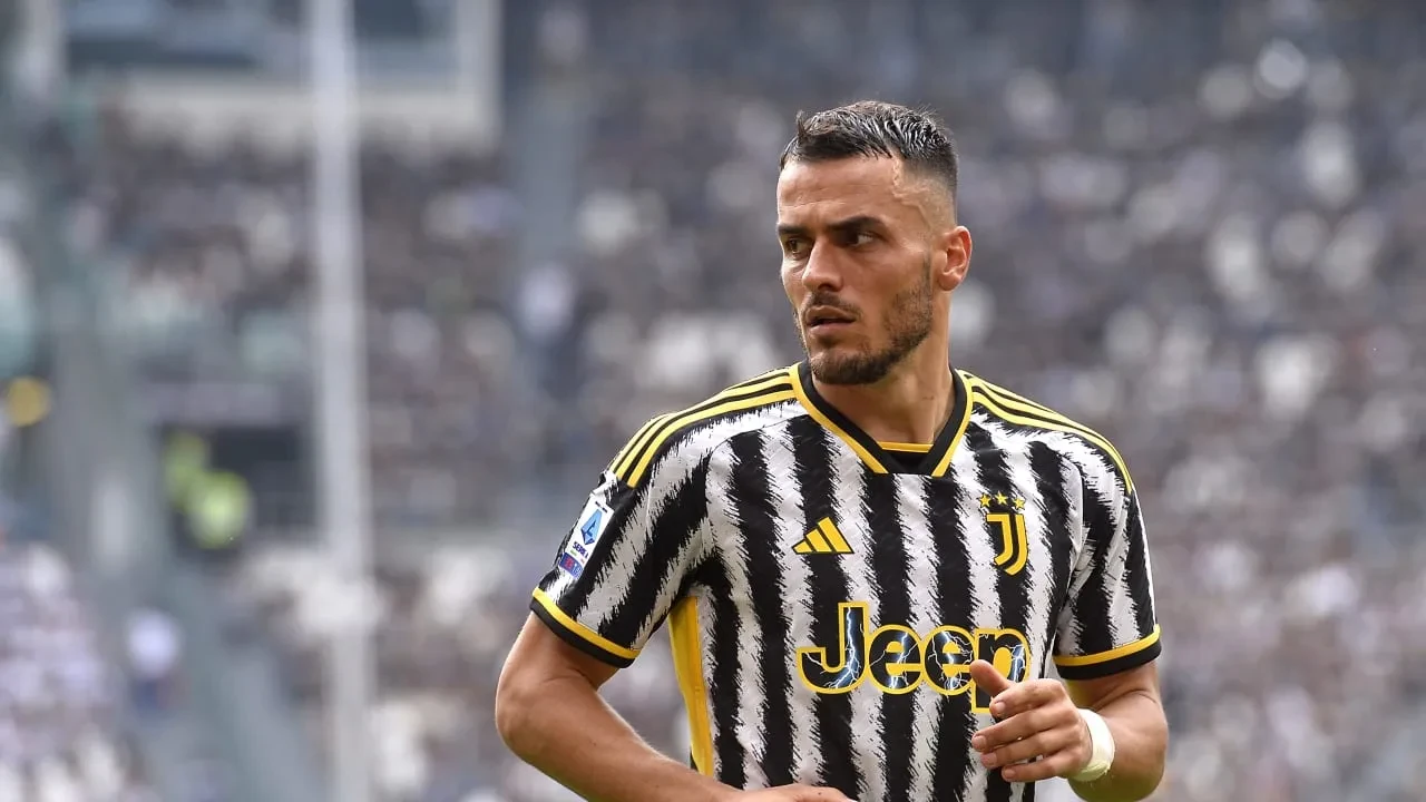Fenerbahçe eski yıldızını transfer etmek istiyor: İtalya basını duyurdu!