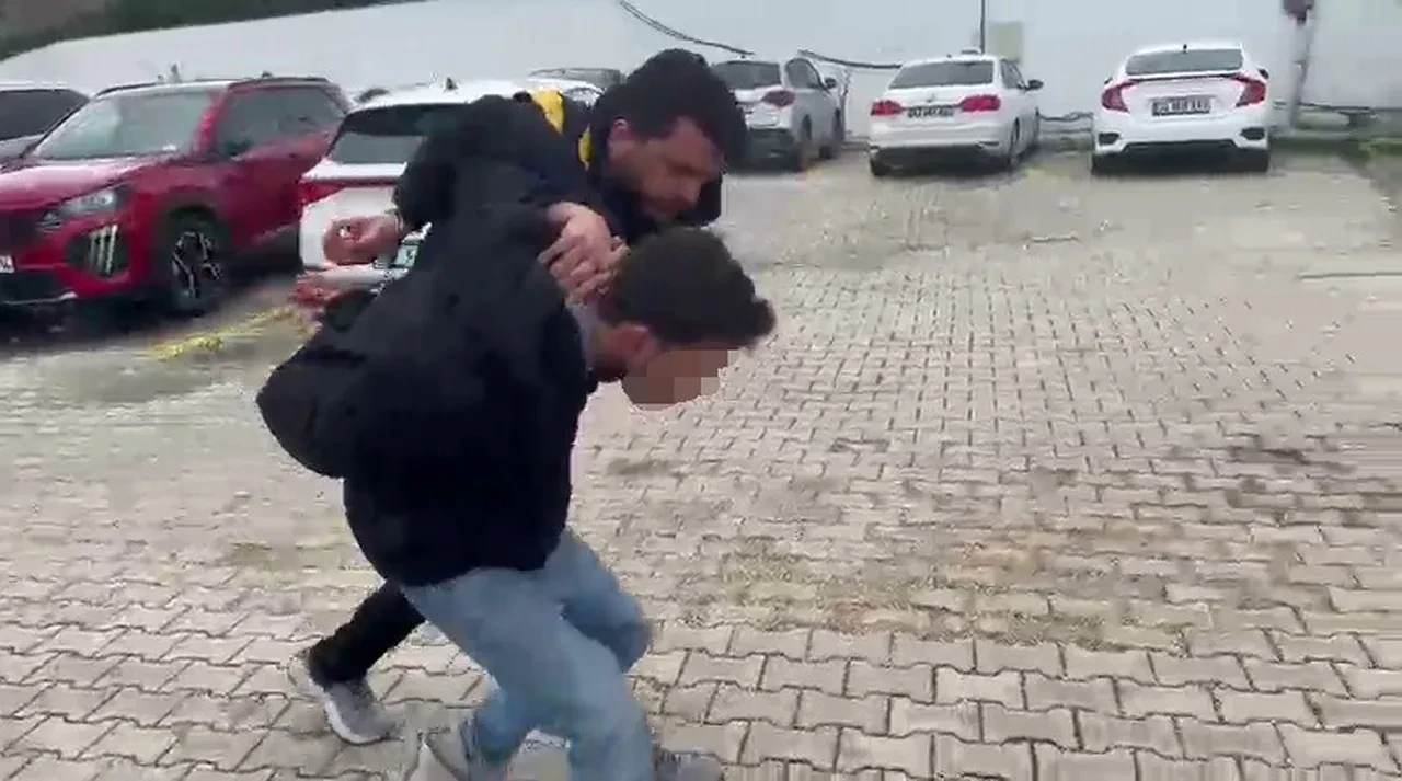 Kadınlar tuvaletinde kabine saklandı! 4 ay boyunca 15 kadını gizlice videoya aldı: Sapık tutuklandı 