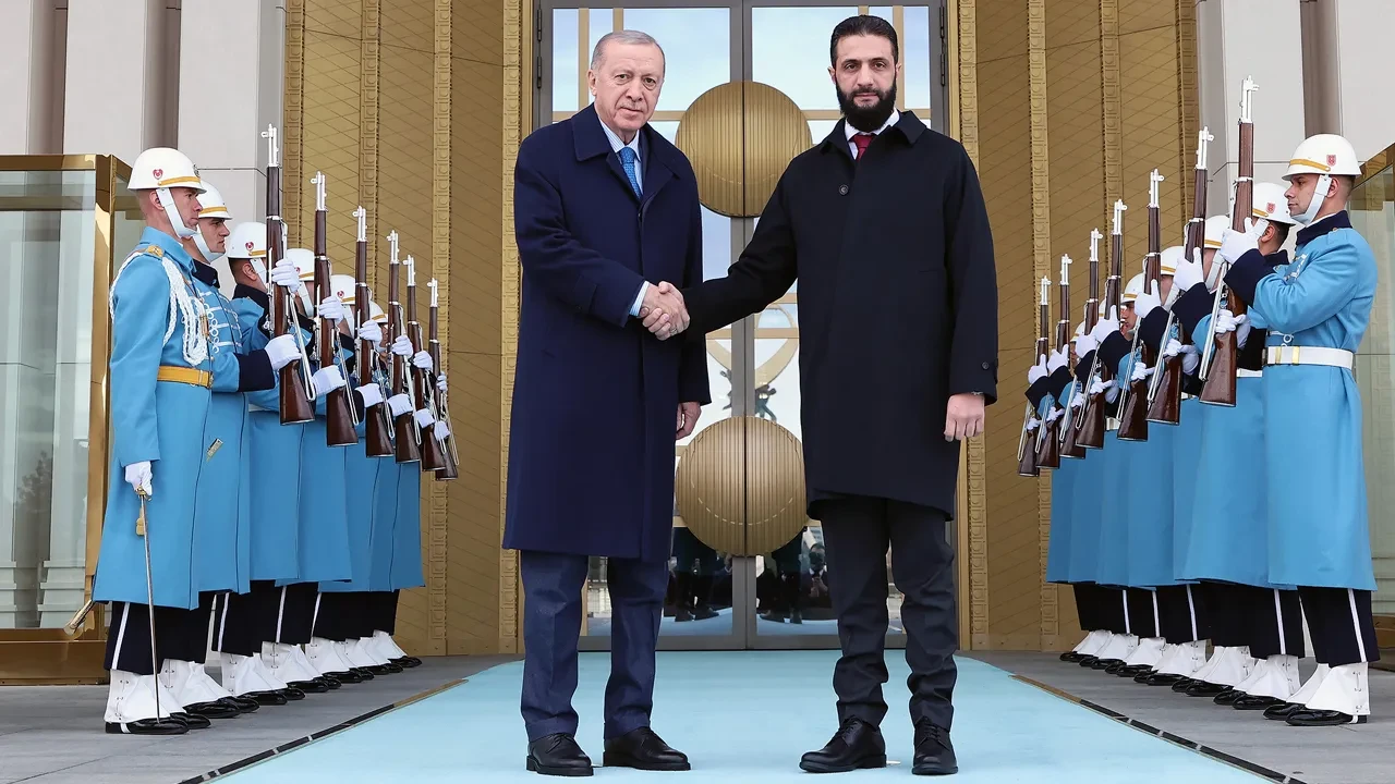 MİT MI6'ten Suriye Cumhurbaşkanı Ahmed Şara'nın korunmasını mı istedi? DMM'den açıklama var