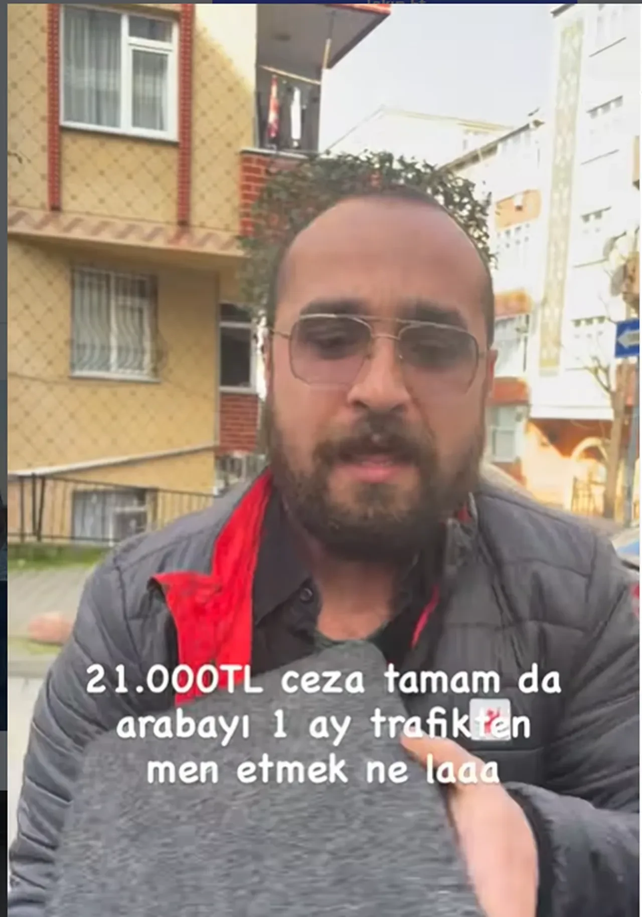 Oyuncu Savaş Satış, cezaları duyunca aracındaki binlerce liralık ses sistemini çöpe attı