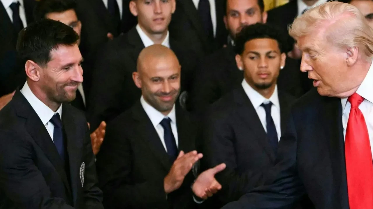 Trump 'silah bırakın' çağrısı yaptı! İran'dan sonra hedefindeki ülkeyi açıkladı