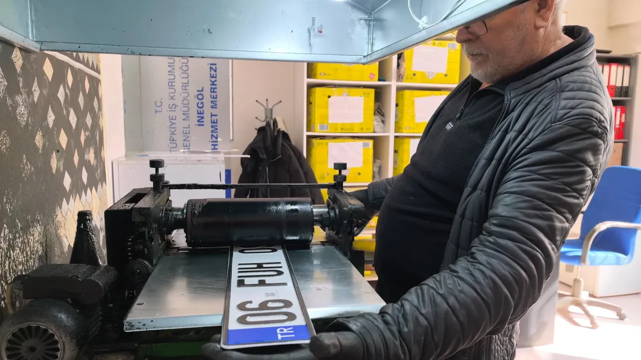 APP ve fontu farklı plaka nasıl ayırt edilir? EGM yapılacak işlemi adım adım açıkladı