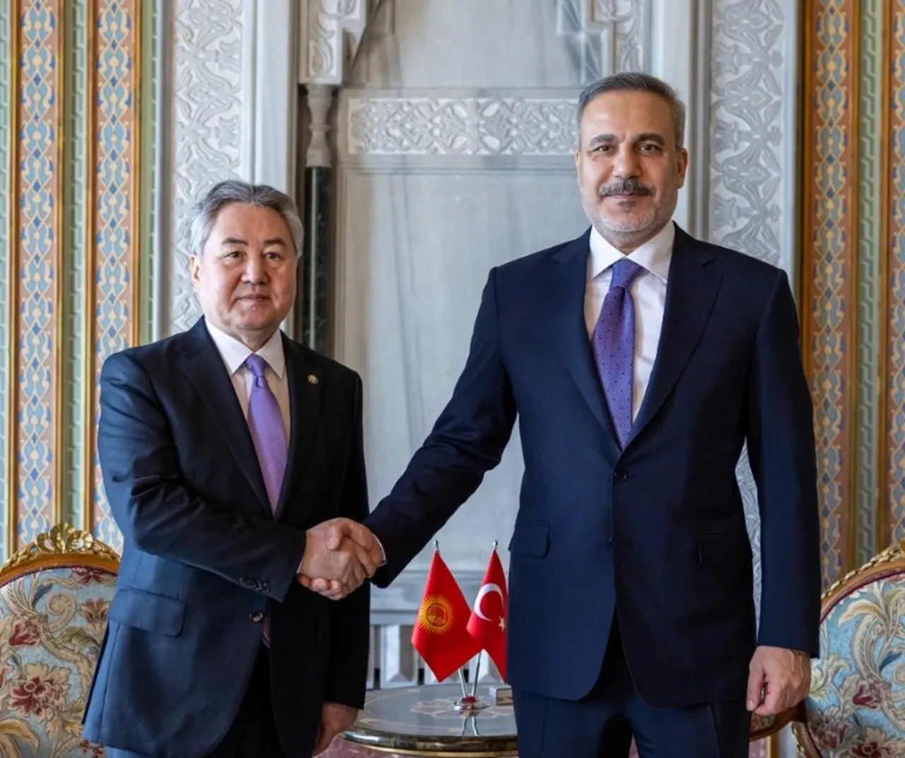 Bakan Fidan'dan peş peşe kritik temaslar! 