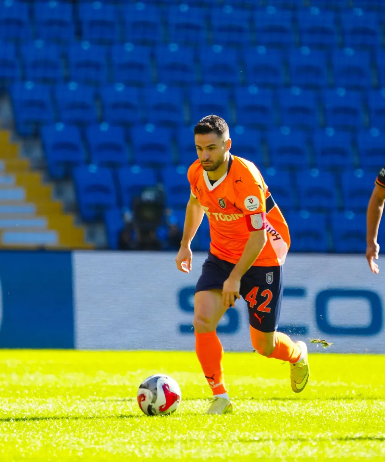 Başakşehir Göztepe'yi mağlup etti: Süper Lig'de Avrupa yarışı heyecanı!