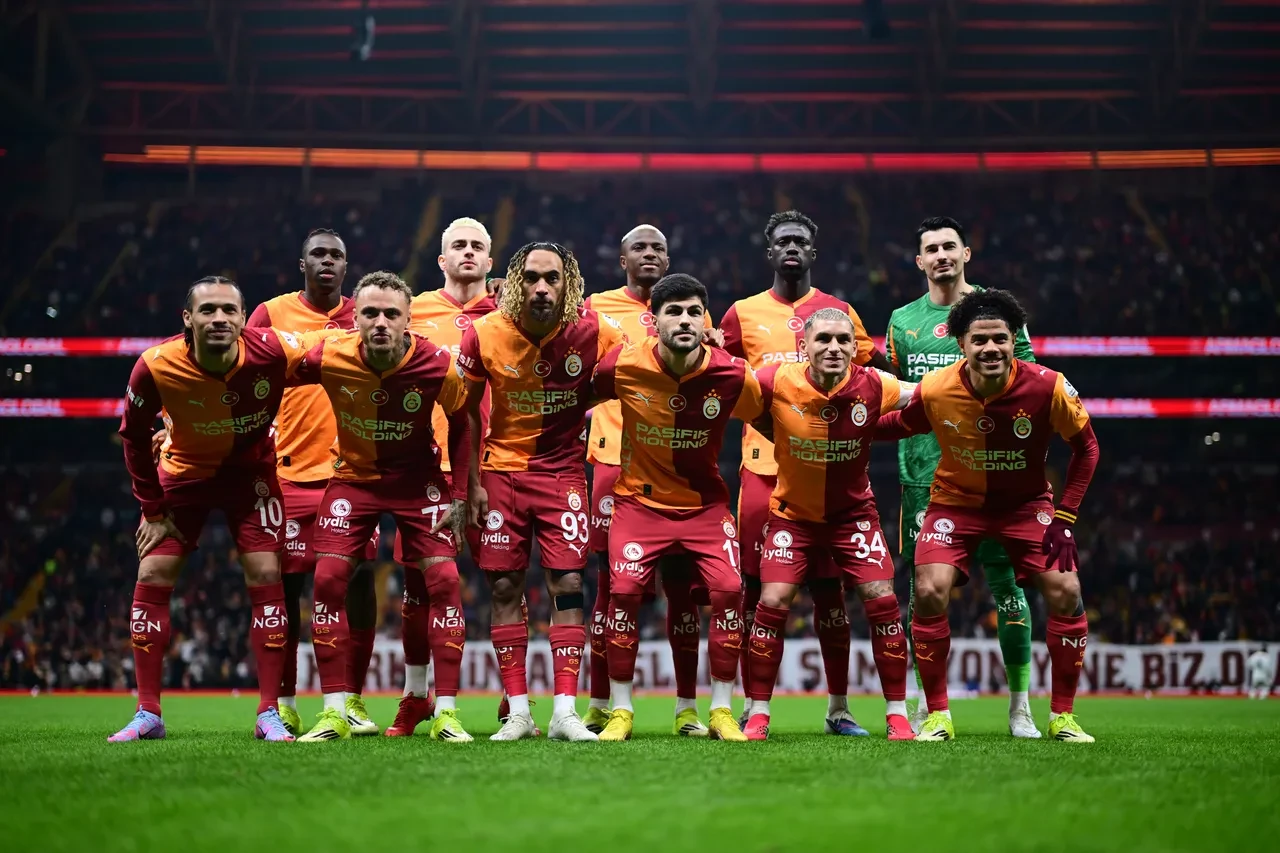 Beşiktaş Galatasaray CANLI nereden izlenir? Beşiktaş Galatasaray ilk 11 (Beşiktaş Galatasaray maçını veren yabancı kanallar)