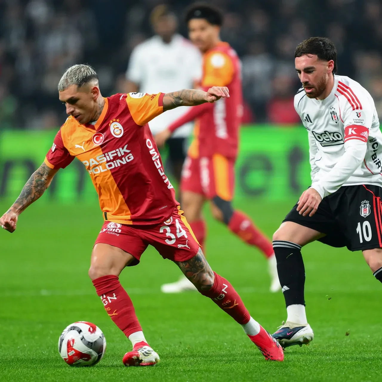 Beşiktaş-Galatasaray derbisi için Rıdvan Dilmen'den çarpıcı tespit: "Beşiktaş kimi aradı?"