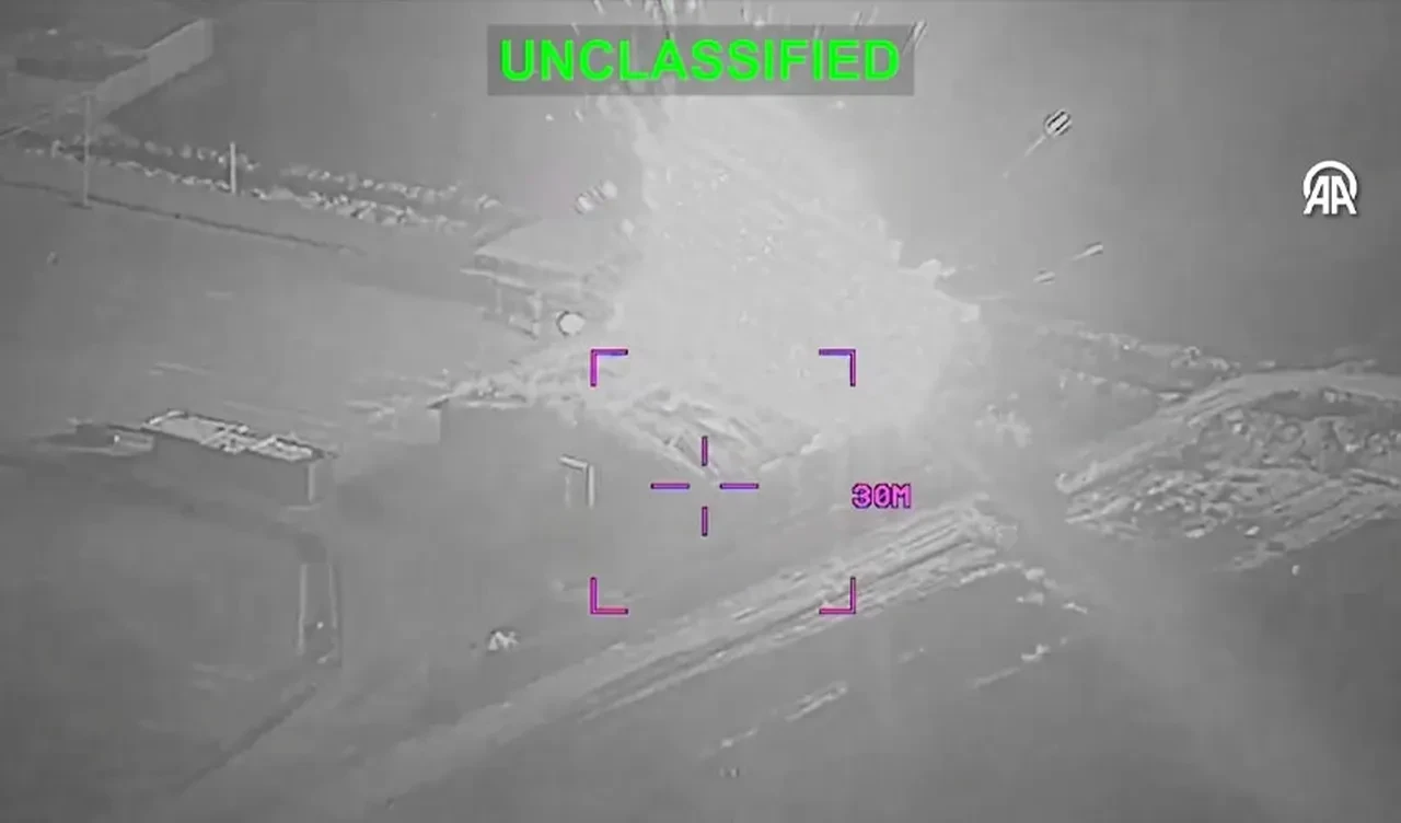 İran özür diledi, Trump'tan açıklama geldi: 'Bugün İran çok ağır bir darbe alacak'