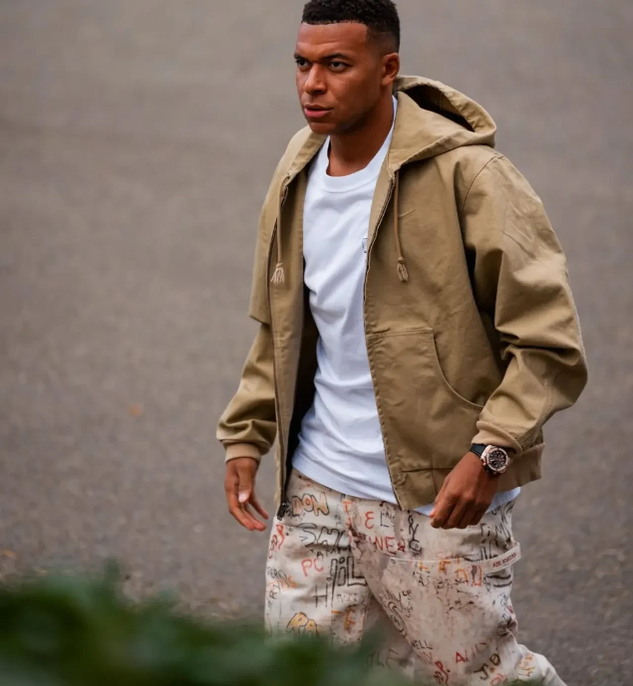 Kylian Mbappe ile Ester Expósito daha fazla kaçamadı