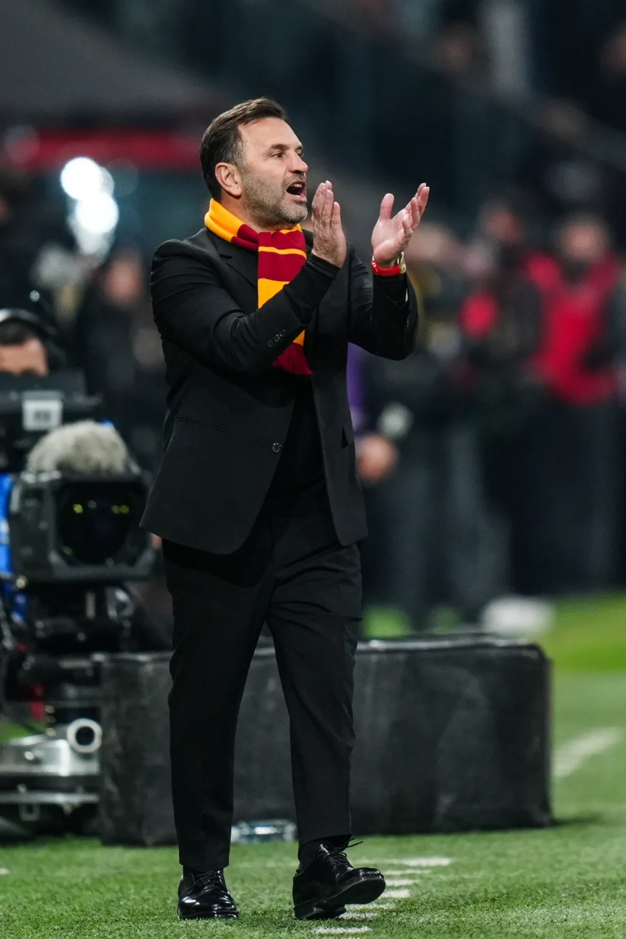 Okan Buruk derbi galibiyeti sonrasında hedefi gösterdi: Hakemler tartışılmıştı!