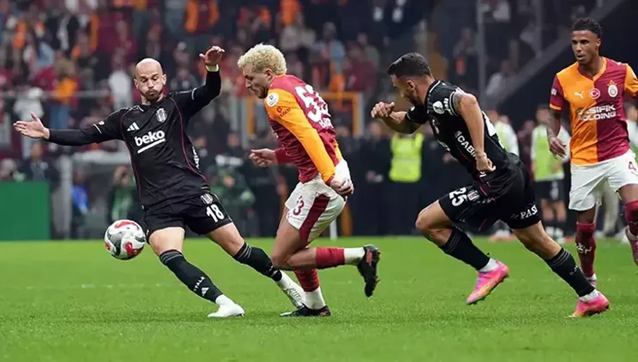 Süper Lig'de dev derbi heyecanı: 17 maçtır bileği bükülmeyen Kartal, lidere karşı! İşte Beşiktaş ve Galatasaray'ın 11'leri...