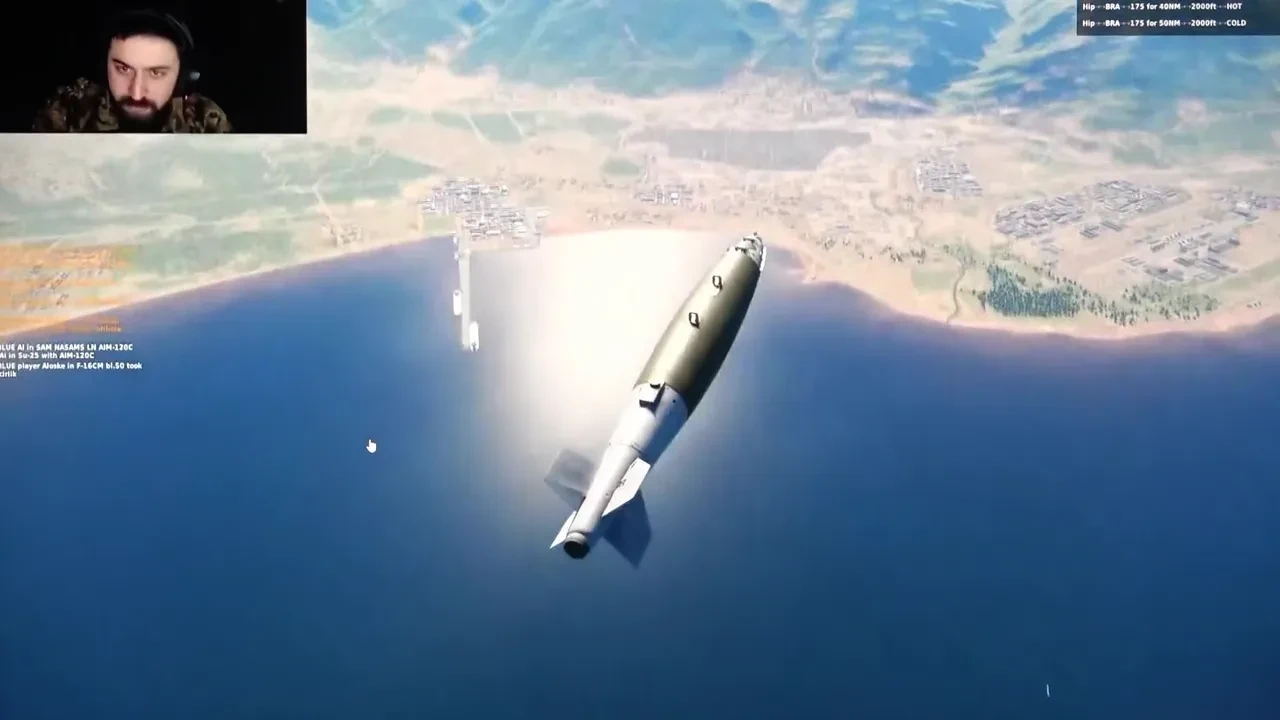 Amasyalı Youtuber evinde F-16 eğitimi veriyor: 'Göreve hazırız'