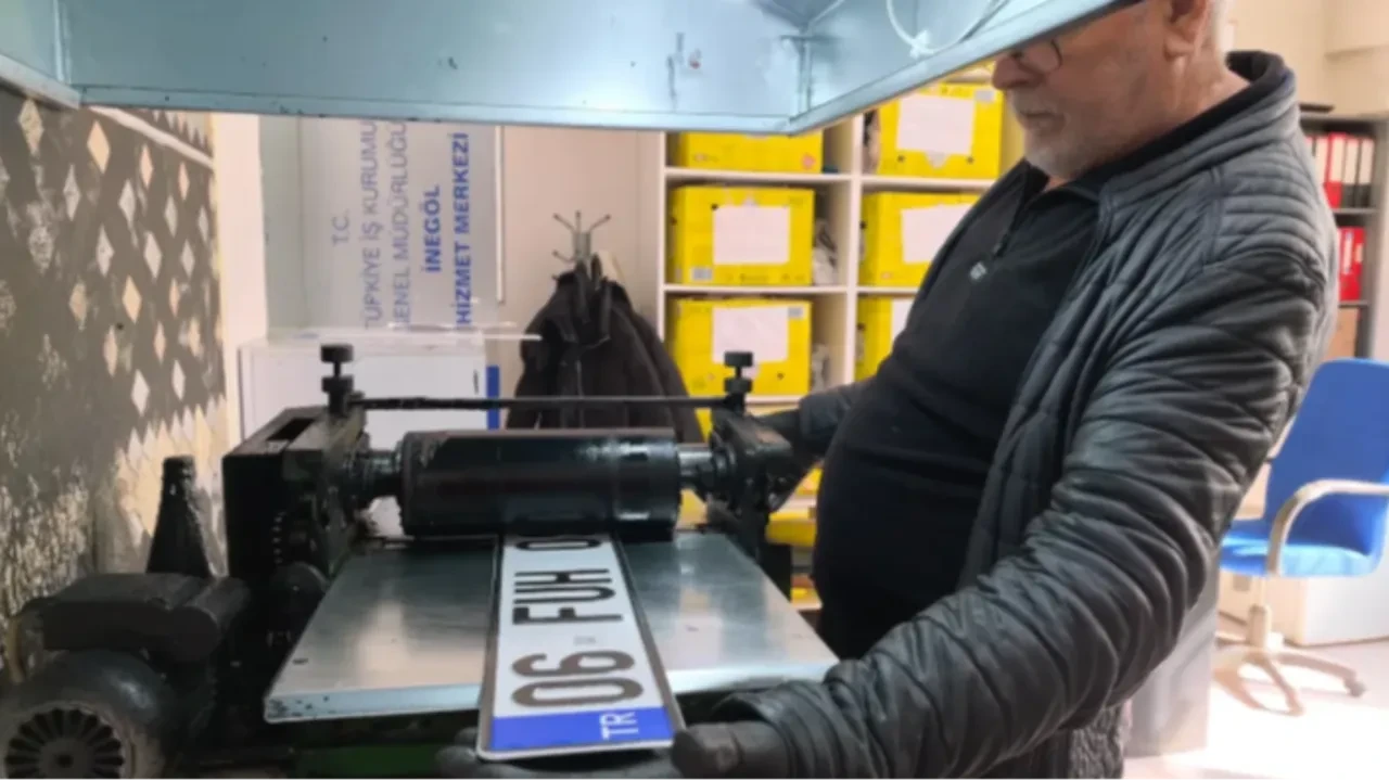 APP PLAKALARDA 1 NİSAN 2026 KRİTİK EŞİĞİ