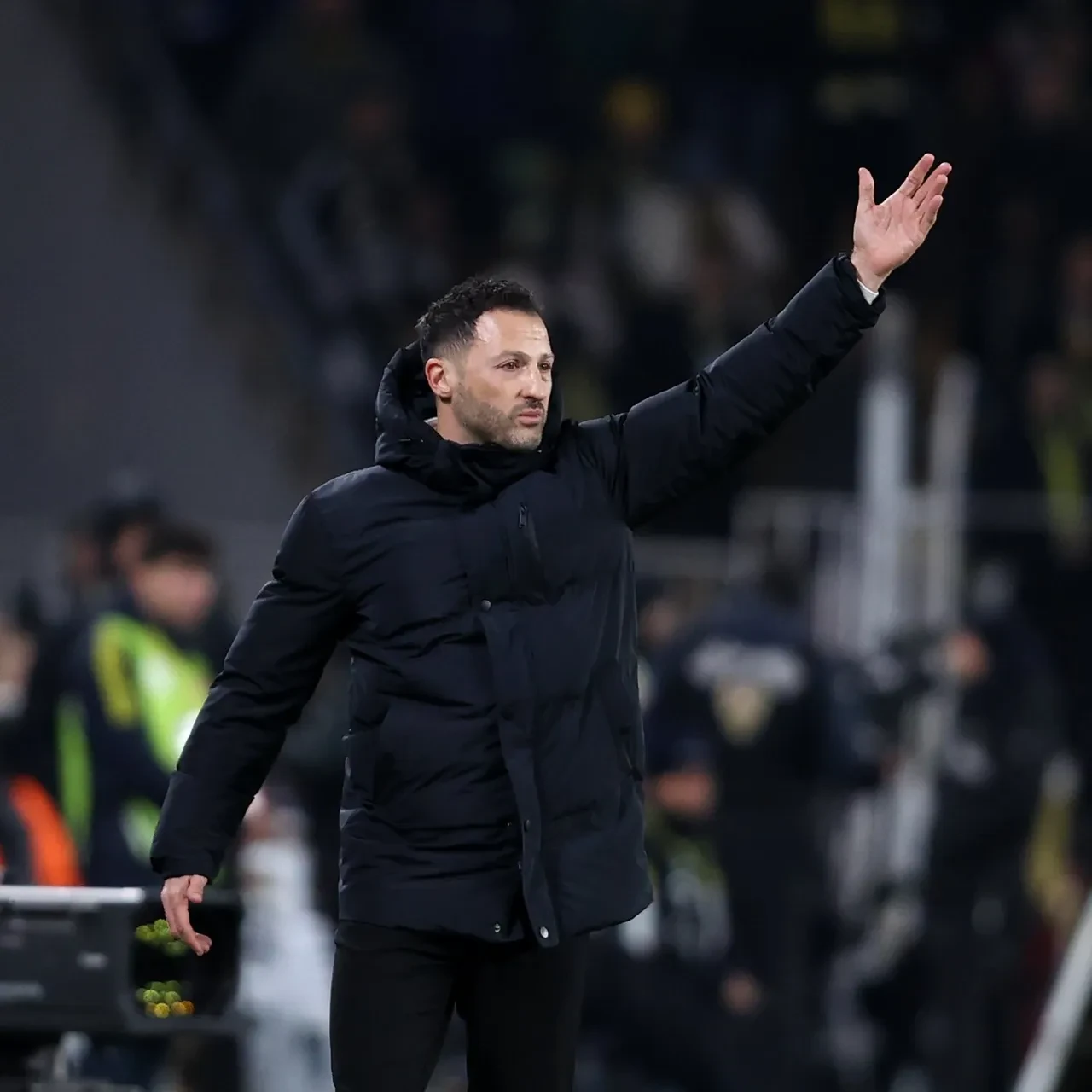 Fenerbahçe Samsunspor'a son dakikalarda karşılık verdi: Süper Lig'deki gol düellosunda sürpriz galibiyet!