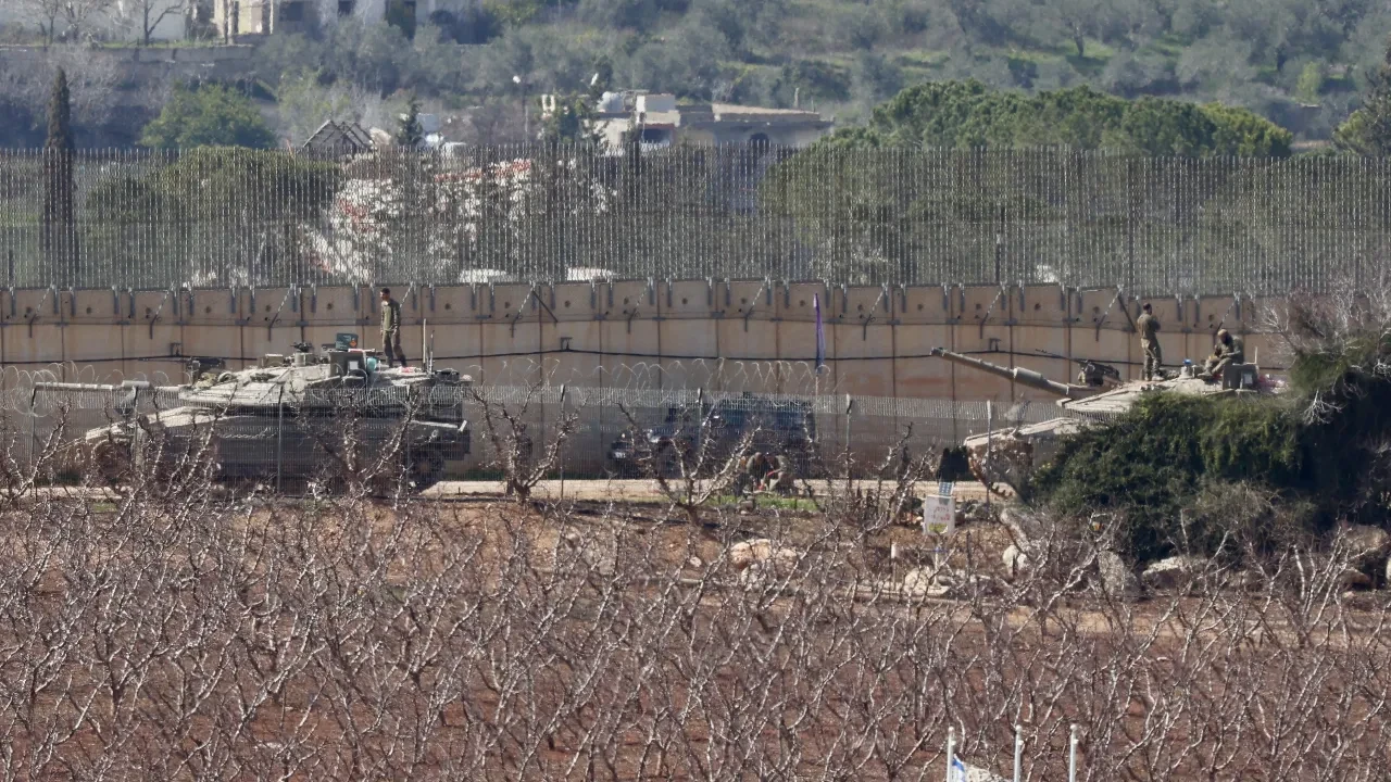 İsrail, işgal ettiği Lübnan'ın güneyinde 2 askerinin öldüğünü duyurdu