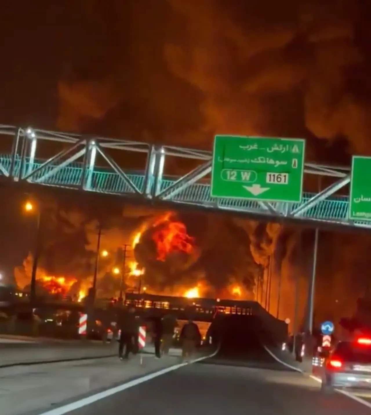 İsrail Tahran'da petrol tesisini bombaladı! İran Hayfa'da misilleme yaptı