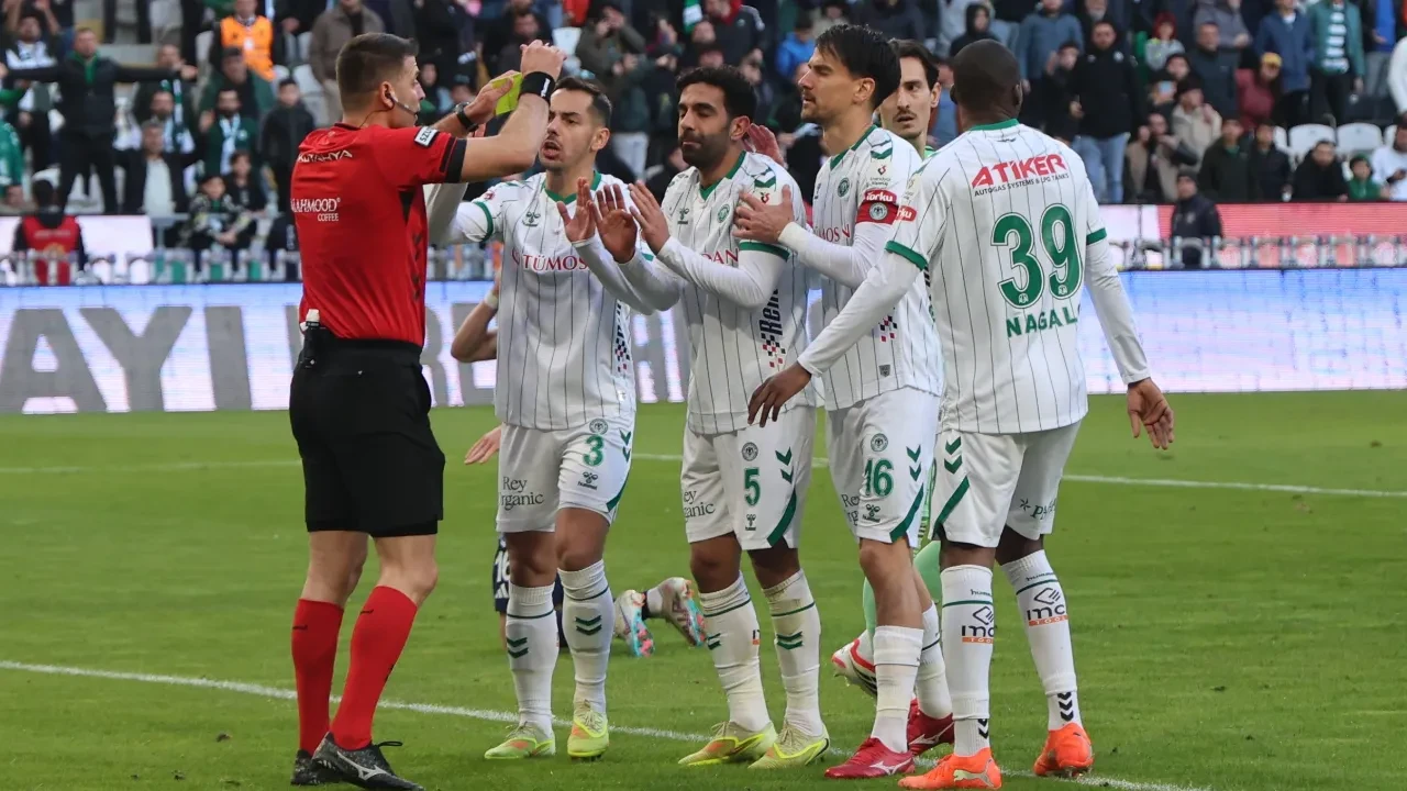 Konyaspor Kasımpaşa maç skoru kaç kaç? 3 penaltıdan biri VAR’dan döndü
