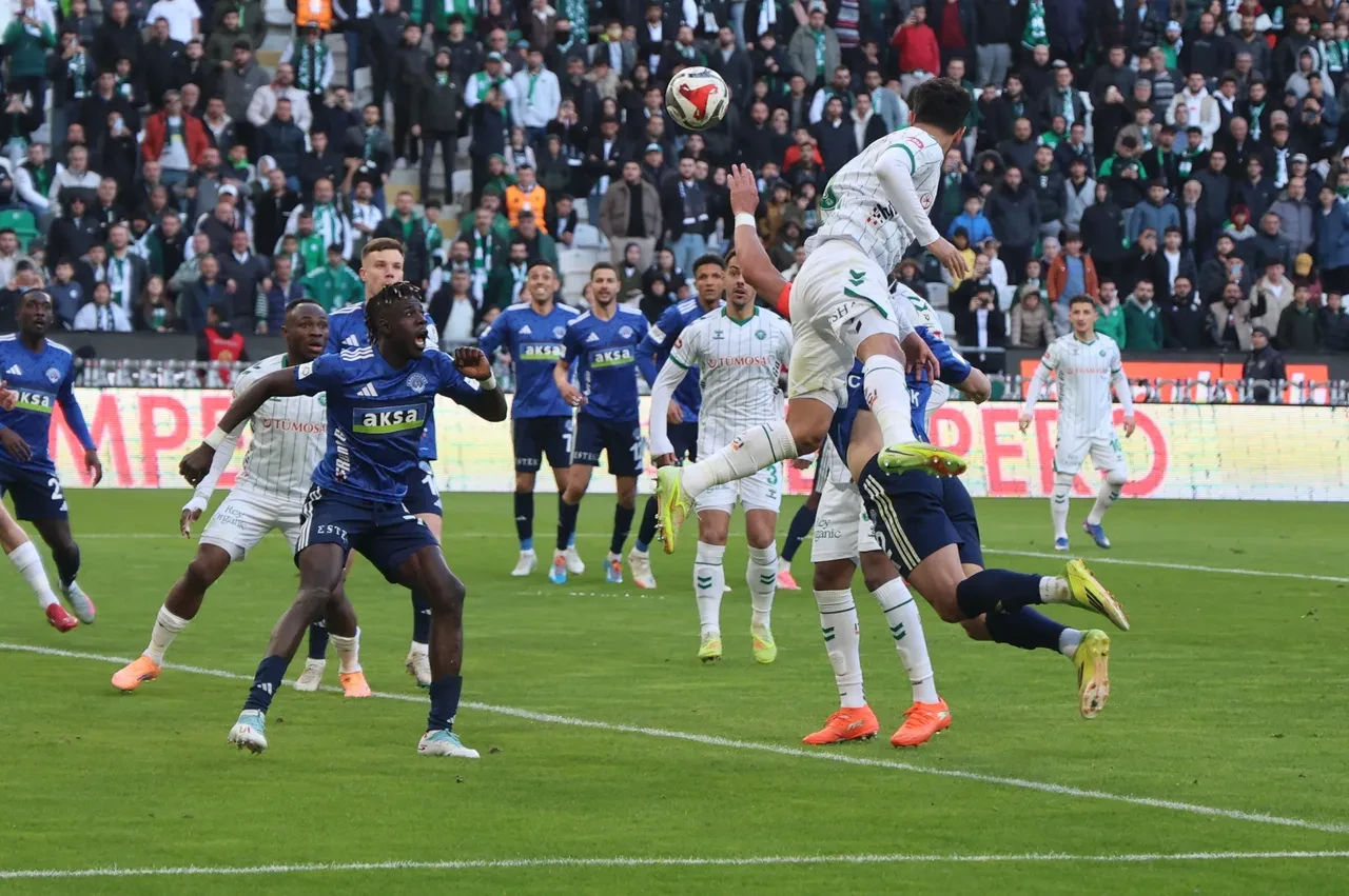 Konyaspor Kasımpaşa maç skoru kaç kaç? 3 penaltıdan biri VAR’dan döndü