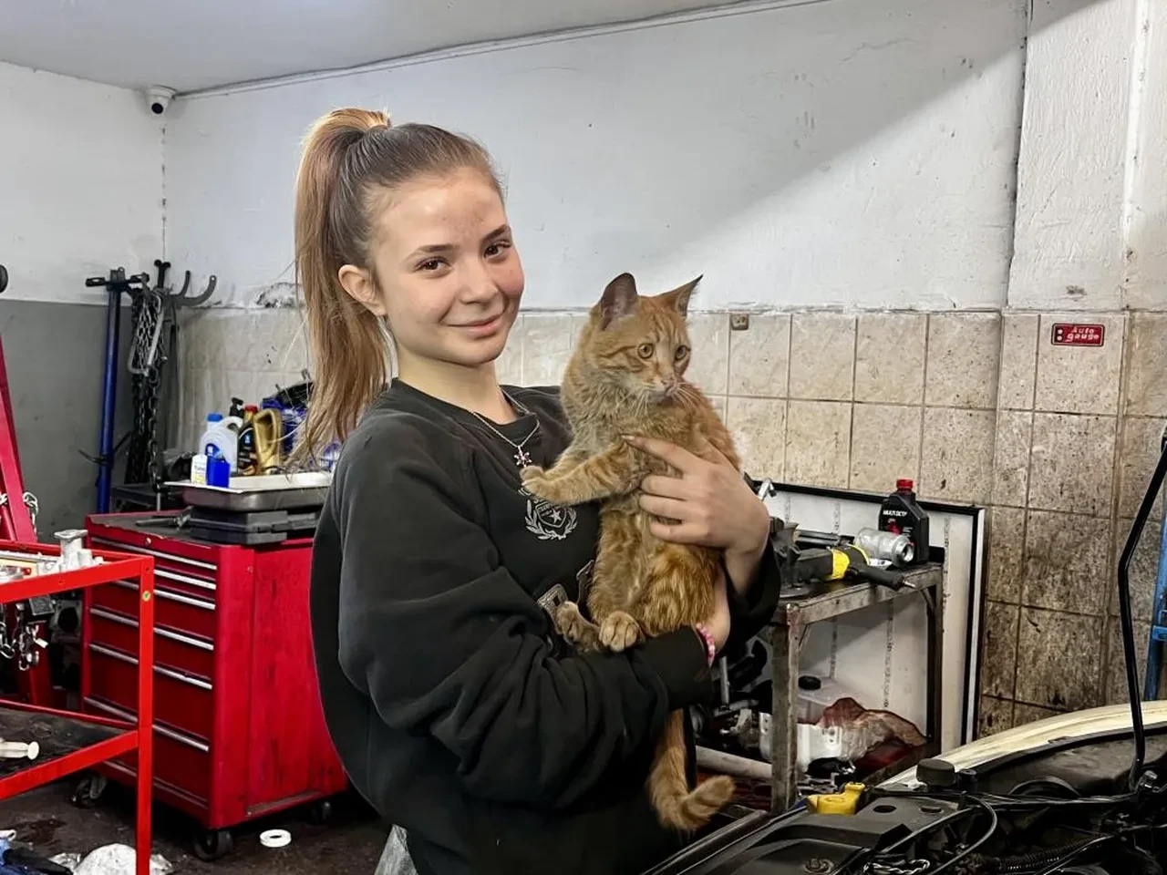 Sanayinin 17 yaşındaki kadın ustası: Antalyalı Selen, baba mesleğini devraldı, şanzıman söküp takıyor!