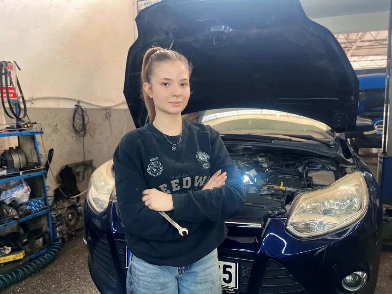 Sanayinin 17 yaşındaki kadın ustası: Antalyalı Selen, baba mesleğini devraldı, şanzıman söküp takıyor!